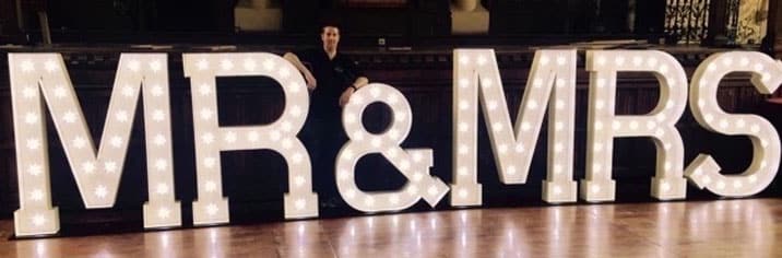 Light Up Mr And Mrs Letters Illuminated Mr And Mrs Love Letters Hire Wedding Venue Lighting