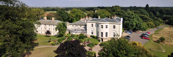 Owston Hall Hotel - Doncaster - Light Up 'Mr & Mrs' Letters - Up ...